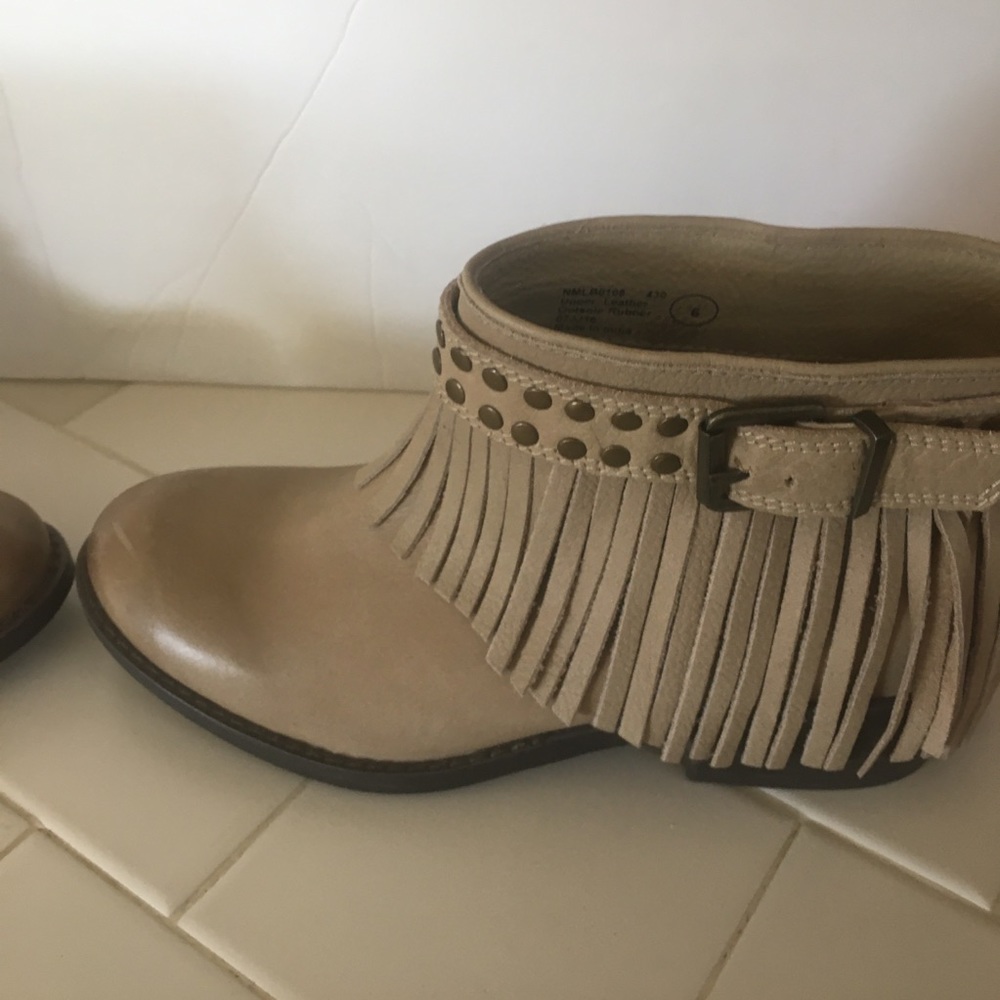 NWOT Naughty Monkey Booties Size 6